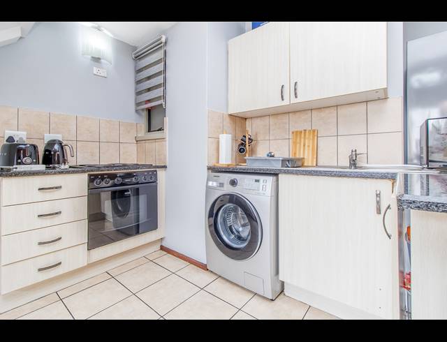 2 BEDROOM APARTMENT BLOCK FOR SALE IN NOORDWYK